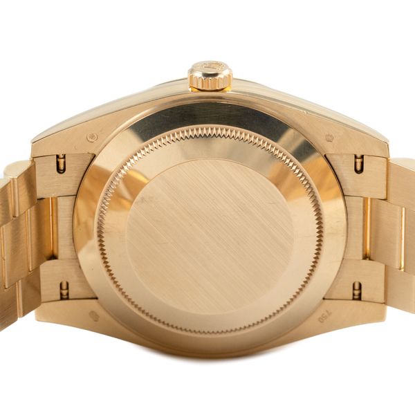 Rolex Day-Date 40 228238